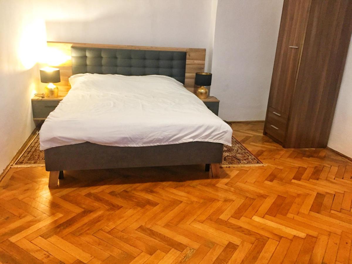 Piata Sfatului Residence Brasov Ngoại thất bức ảnh